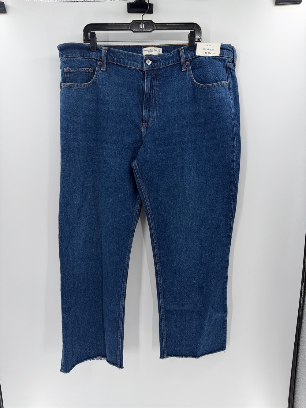 Abercrombie & Fitch Women's The Baggy Low Rise Jeans - Med Wash - 34/18R - NWT